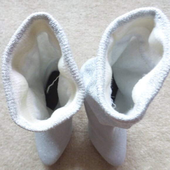 ALDO shimmery silver & white pull on sock mid-ankle boots with "Love" print - Picture 9 of 9